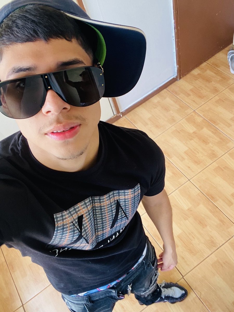 Brayivz's tweet photo. LA PINGA                LA CARA https://t.co/WojQAFq1pc