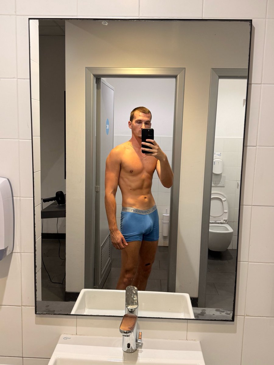 isjaycray's tweet photo. The workout before the workout 💦 https://t.co/AStkwgcaPy