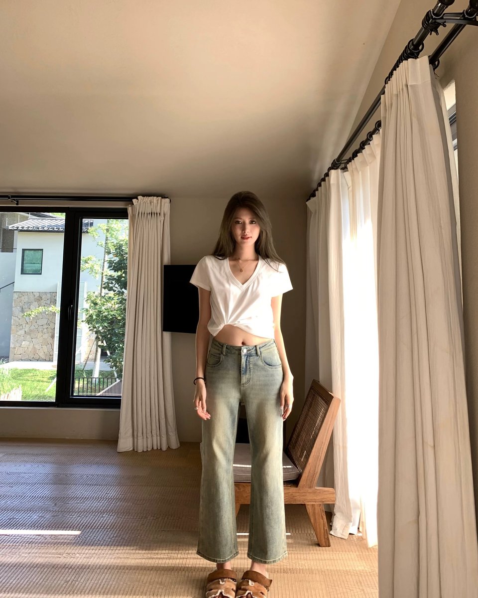 xaradator's tweet photo. Hey there! 🌞 Just wanted to say, your smile can brighten someone’s day—wear it proudly. 🦋
hOlp https://t.co/2WukzMetiv