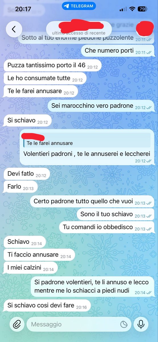 Real_HollyDoll's tweet photo. Ieri sera ho conosciuto questo Marocchino Maranza Etero del 2004, ha un 46 di piedi, sborro forte💦🦶 da come mi scrive sembrerebbe sapere come si schiaccia un piccolo cazzetto come il mio!
Non abita dalle mie parti ma vediamo se riusciamo ad incontrarci 💦👣
#master #straight https://t.co/GNe7AUNHvD