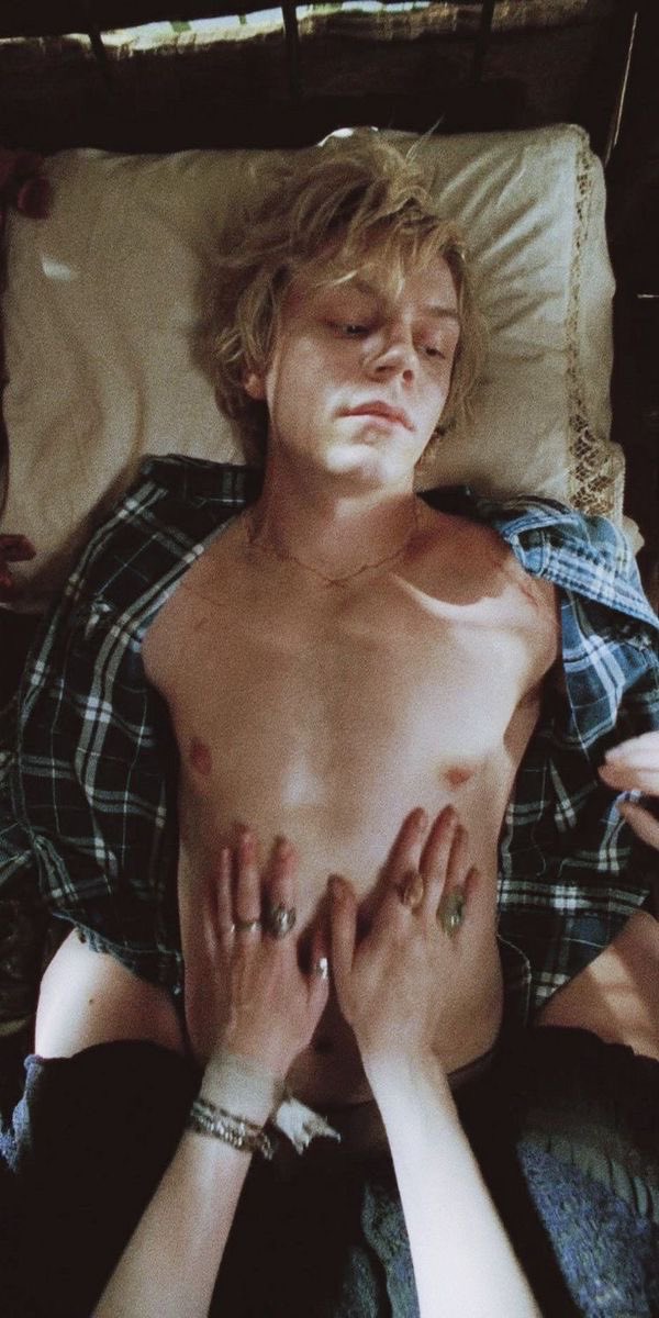 nirbanana87's tweet photo. I genuinely love these pictures, and I wish they’d put this handsome blonde actor on a huge billboard in times square in new york on the release day of AHS 13, it’s just a TV show https://t.co/j13YlLURDU