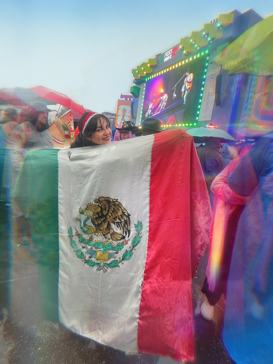 imnearaa's tweet photo. México y yo, yo y México 
Por siempre y para siempre ❤️🇲🇽 https://t.co/mxS30rAtQG