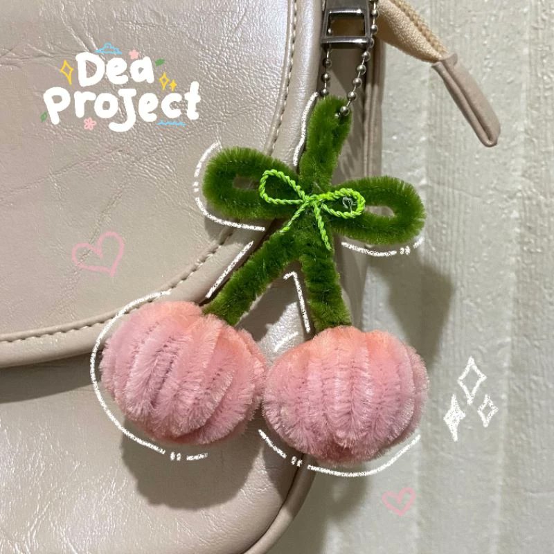 duviz_'s tweet photo. Jejeran keychain keychain gemes🐱🌷🌹💗 https://t.co/zbQD1BVA0u