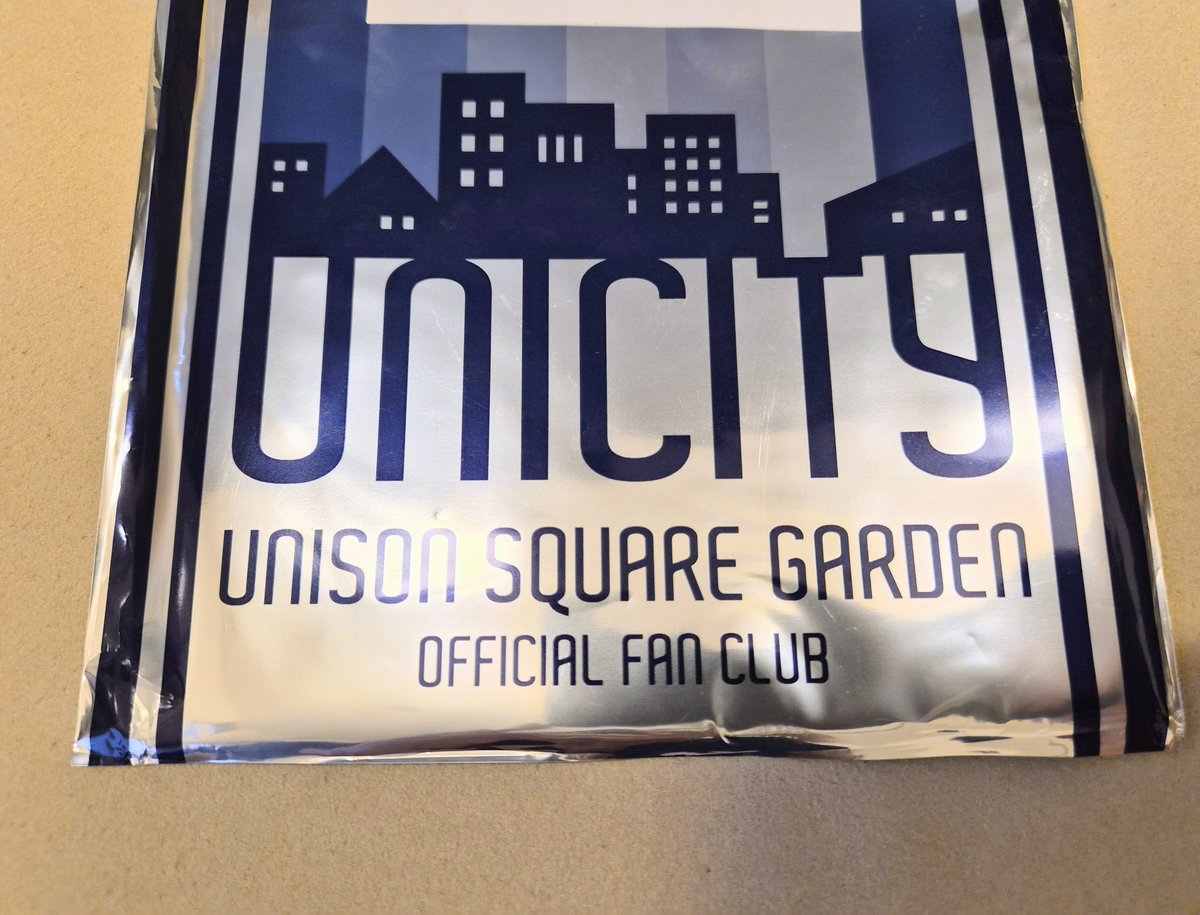 10cm_usg's tweet photo. 昨日、帰宅したら届いてた！
新参者なので、初ユニマグです
３人がいるユニマグが手に入って、よかった😭 https://t.co/oR4o3aKk6A