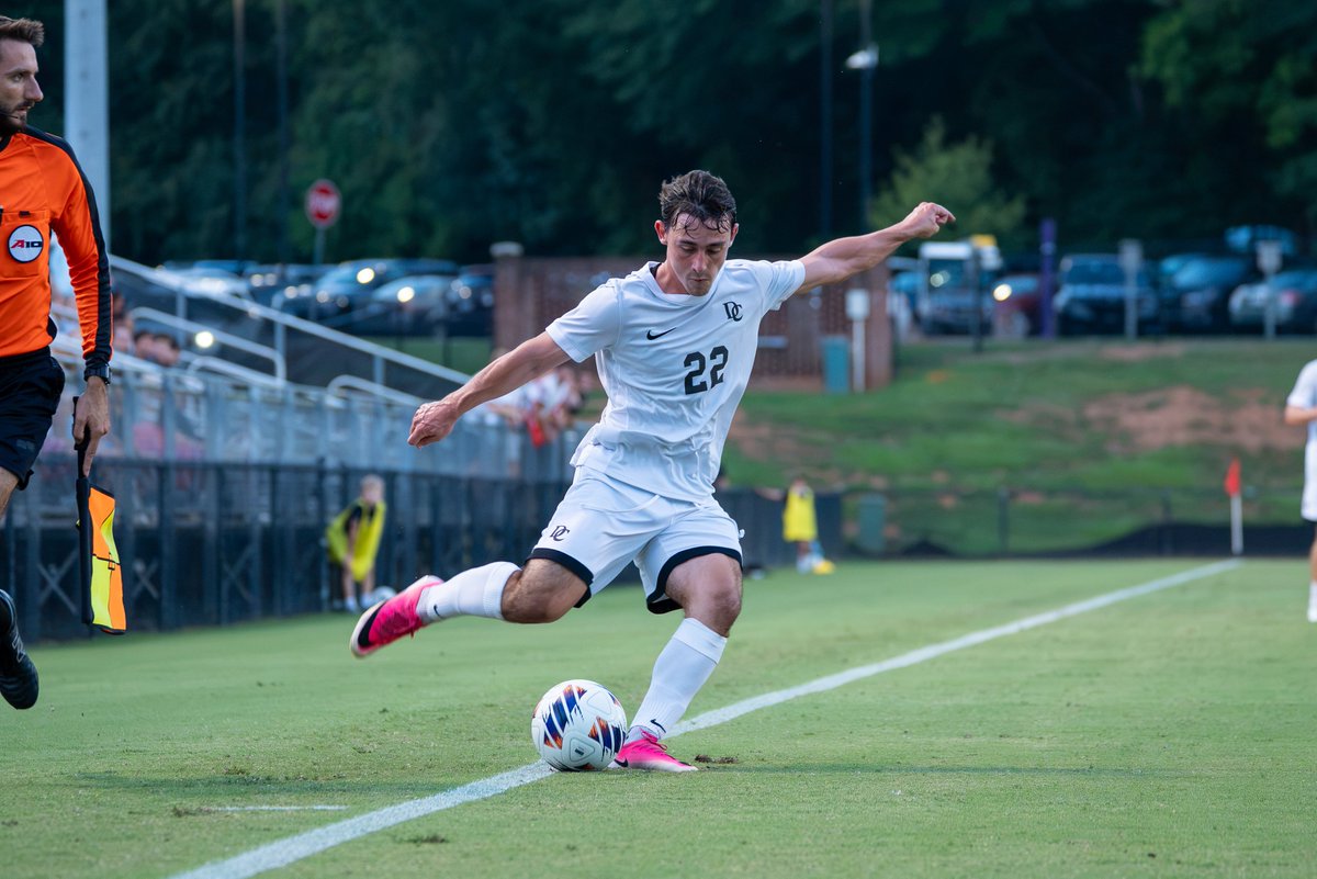 DavidsonMSoccer's tweet photo. Scenes from the first half.

'Cats and Panther remain scoreless after 45 minutes. https://t.co/dCsZz9Yxmk
