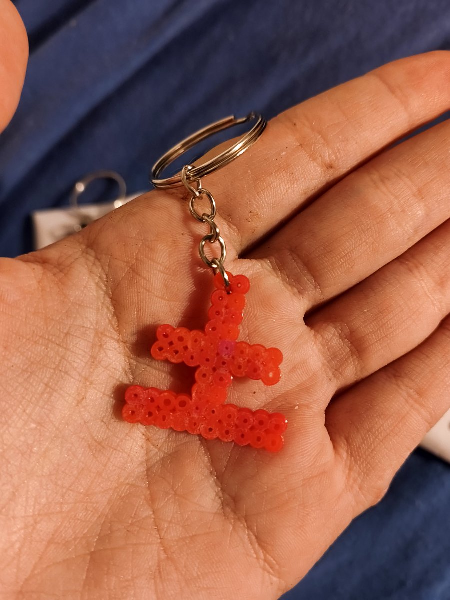 Themis459's tweet photo. @liaawebber é simplesmente maravilhosa! O atendimento foi impecável, sempre atenciosa e muito fofa. Os chaveiros de perler patterns ficaram muito além do que eu esperava, um trabalho caprichado e cheio de detalhes. E o brinde do elemento sangue…+ https://t.co/FwyobTV2sP