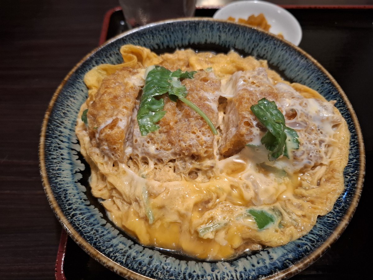 mayu_1110790's tweet photo. かつ蘭
牛すじカレー
カツ丼
カツ丼の勝ち https://t.co/9fg7csNIPH
