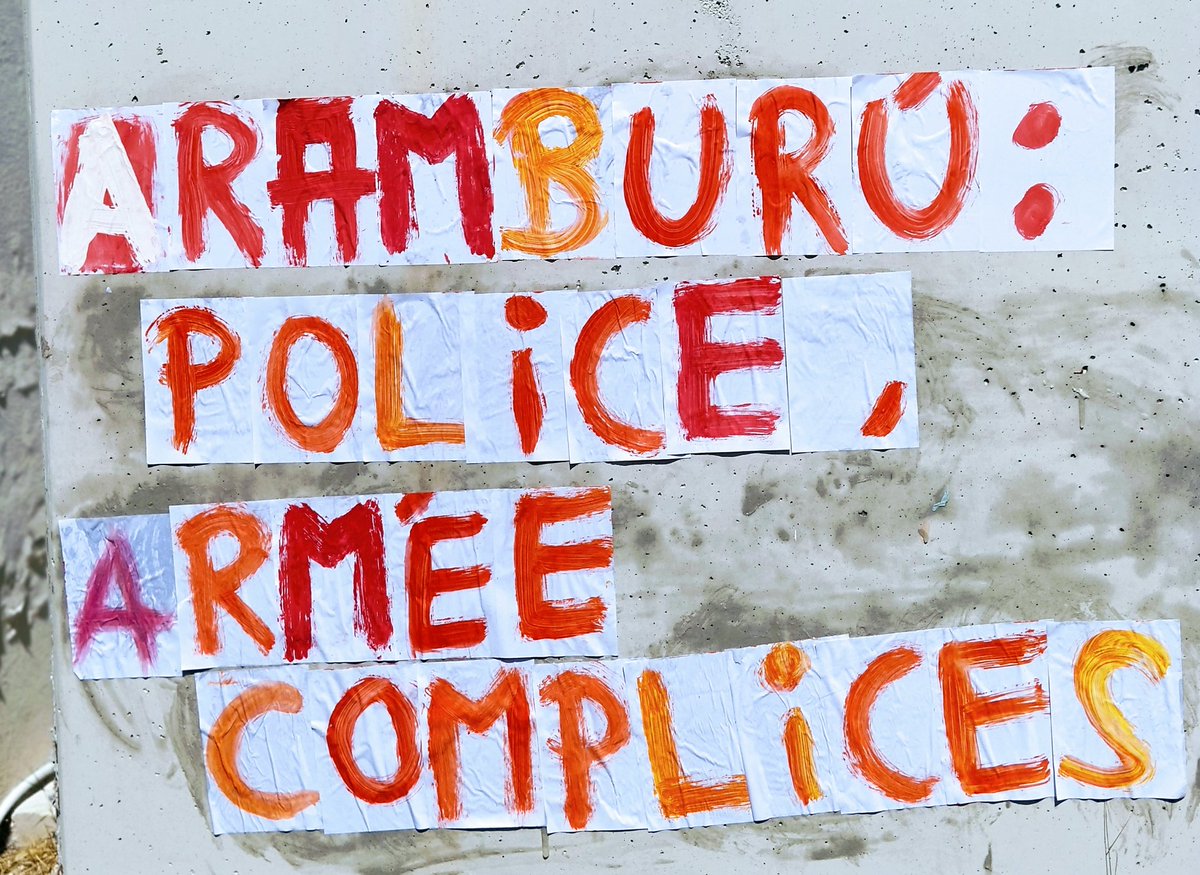 LesGrenades_'s tweet photo. Rappel : les NAZIS ultraviolents #LePriol et #Bouvier n'auraient jamais dû se trouver ensemble à #Paris surarmés, avec brassards de la #Brav et insignes.

Leur impunité criminelle leur a été offerte par une #police corrompue complice, leur arsenal de guerre provenait de l'armée. https://t.co/KWALLOw7Op