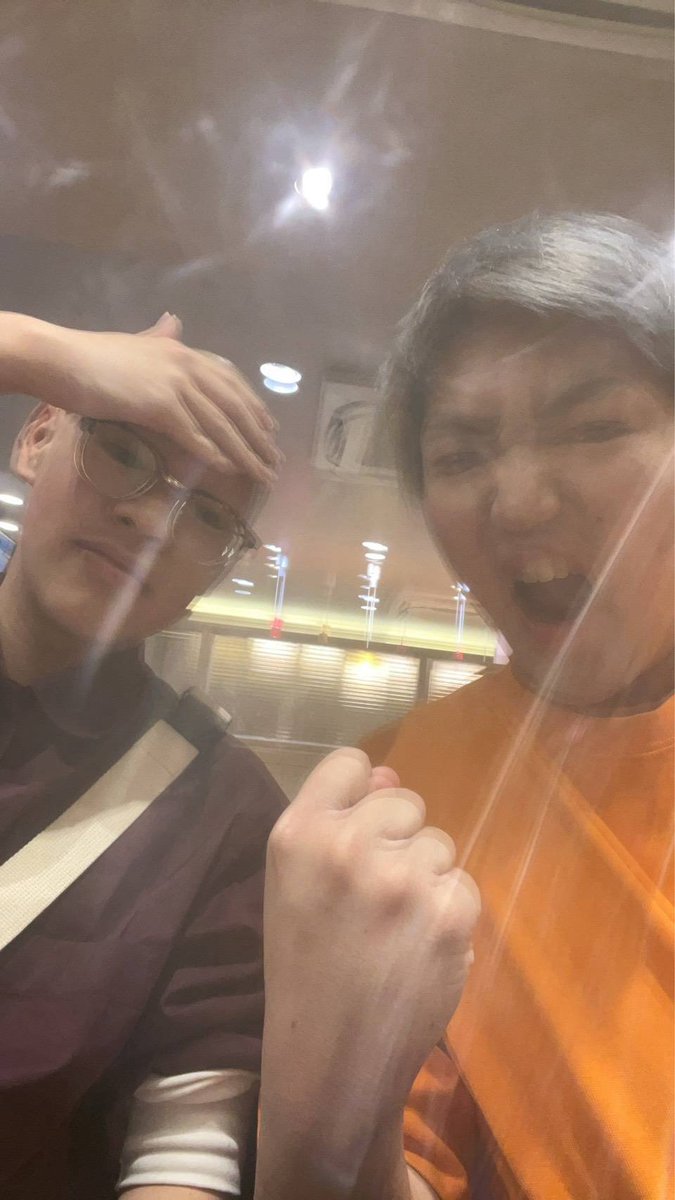 bempx0's tweet photo. 無印×築笑会『マンワカ~真ん中にあるのはワカメか文化か~』演者紹介[7]

①ギャル
②築笑会
③上まつ毛伸びてきたわよ❣️ https://t.co/FcmukZAJRm