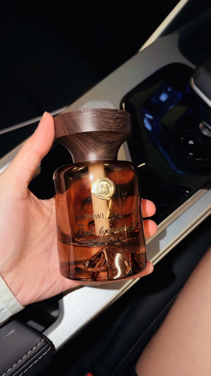 LarryCruzff's tweet photo. WLW Threads Độc thân rùi chị nào đến làm phiền e đi sg mưa lạnh quá e mún có ng ôm 🥰 https://t.co/tSbx2jkbwK