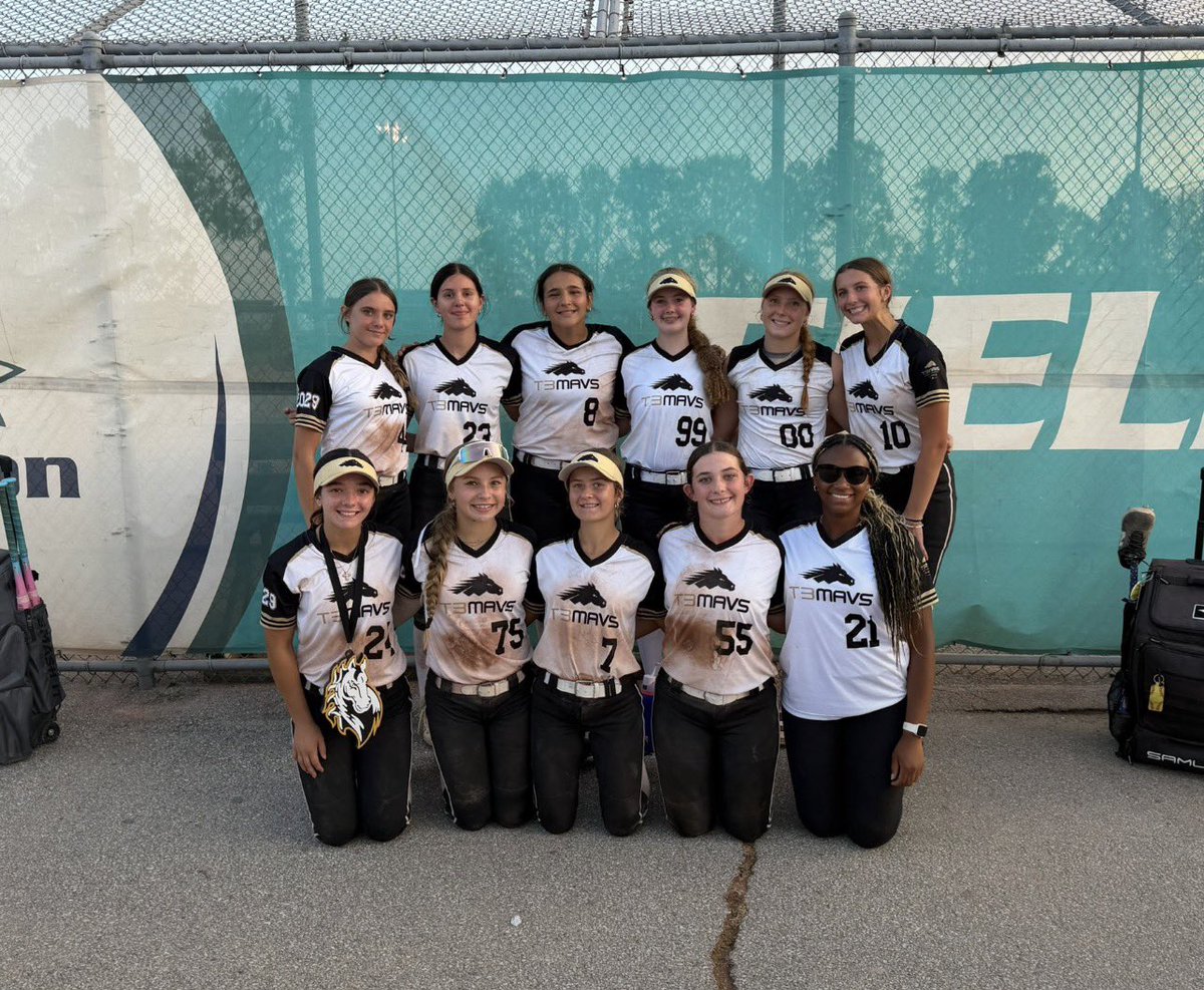 SherRybolt2029's tweet photo. I had a great first weekend back with my team. Faced some tough competition and went 3-2. Everyone contributed in clutch moments and the chemistry is absolutely 🔥🔥Feeling it in the box right now and continuing to grow in the circle. Back to work!
@cailey_joyce 
@ZipsCoachZ @nix131313 @ZipsSB @Coach_Towe @Paige_McMenemy @OhioBobcatSB 
@CoachScoone @hailey_decker_ @tagupSoftball @TyMedina34
@Coach_pooch @AshleyWadeUNCW
@UNCWsoftball @chris_stelma 
@mmcpeek_jcu @mandygardner24 
@CoachScibelli @BUMoore
 @MeganMcMenemy25
@TiffinUSoftball @CoachJexx_KSU @KentStSoftball @CoachLauraRicc @coachcbartlett @CoachMandy13 
@GyreneSoftball @Coach_JBloomer @sportrendz_shop  
@Nat_Yo @CoachButler12 @ASUSoftball
@16UOHT3MavsGold @kwoolf42 @SHUgriffinsSB