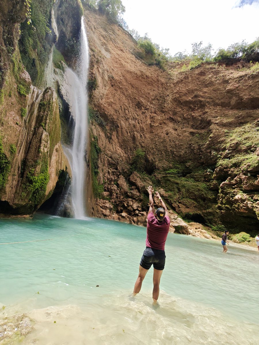 Nerirdz5's tweet photo. Vacaciones #cascadas https://t.co/tlLMnIvSg9