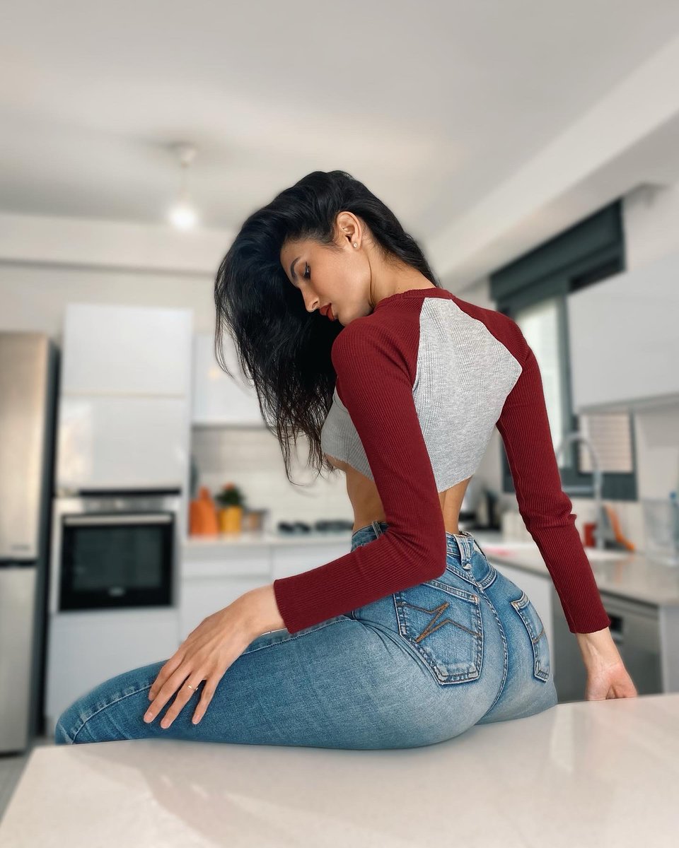yaelaris