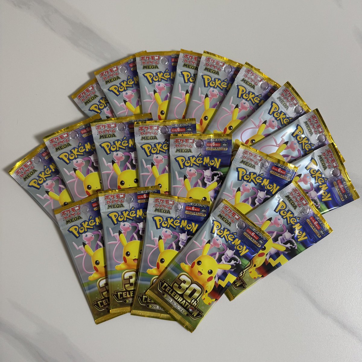 Libe_Shun's tweet photo. ポケカ30周年

サクッと朝からコンビニ回収！

昼から当選分回収しにいきます💨 https://t.co/NmU7afBKXO