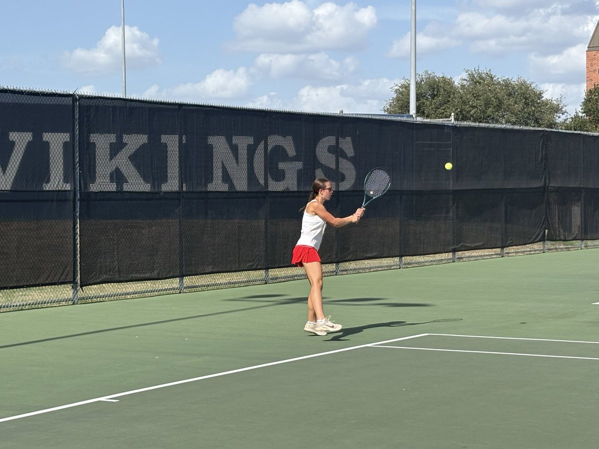 LbhsTennis's tweet photo. LBHS Bronco Tennis playing Bryan High School, up 12-0 https://t.co/h16Je5y1Wt
