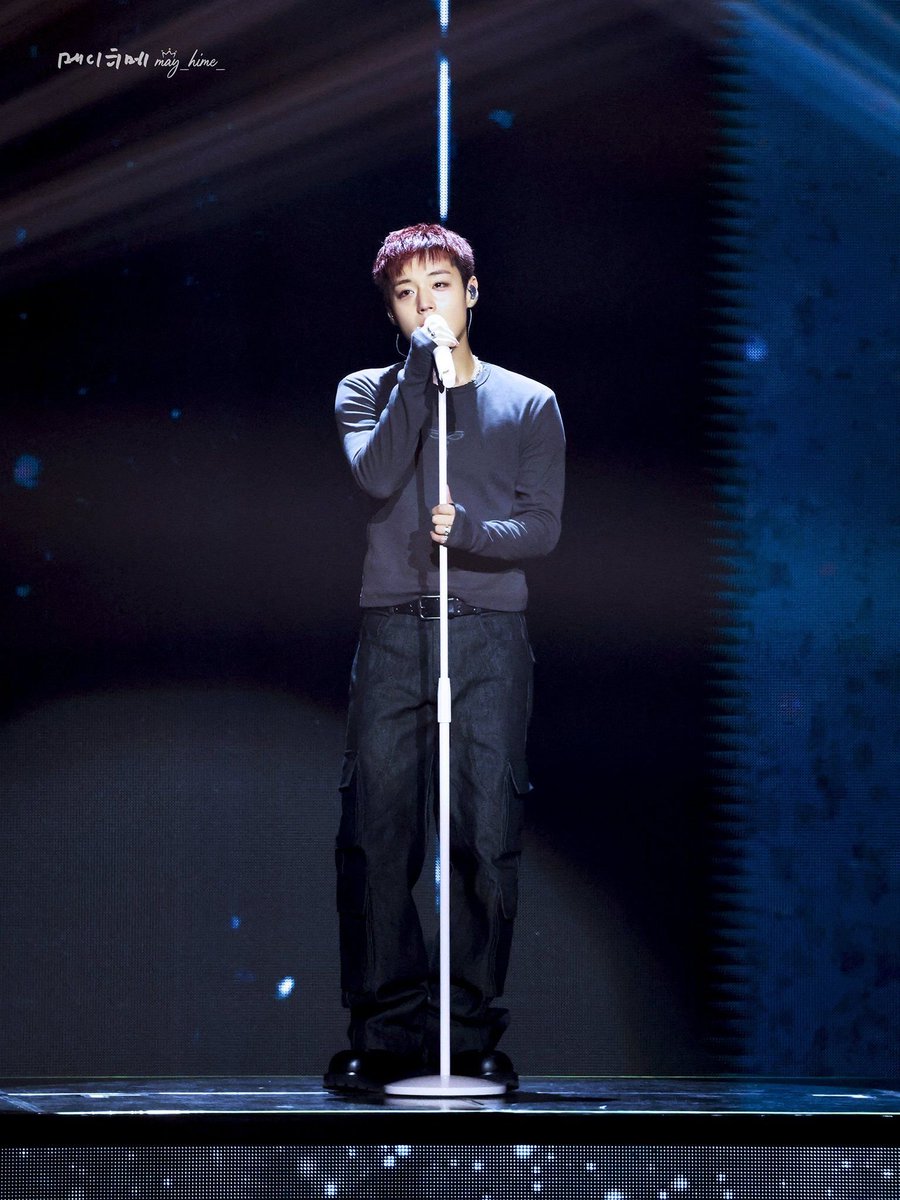 wingsroad529's tweet photo. ✨️[인증요정] 2026 커스텀 마이크(2)✨️

2026 커스텀 마이크/인이어 서포트!

마이크 색상&amp;디자인 모두 지훈군의 선택으로
연한 파스텔톤 핑크 마이크(+스탠드)에
마이크에는 공식분홍색 MAY, PJH이 새겨졌습니다.

🩷메이만의 #박지훈 사랑해🩷
✔️공지 https://t.co/FR7QO9Tk7K
✔️사진 @may_hime_ https://t.co/uUjg5AEBgY