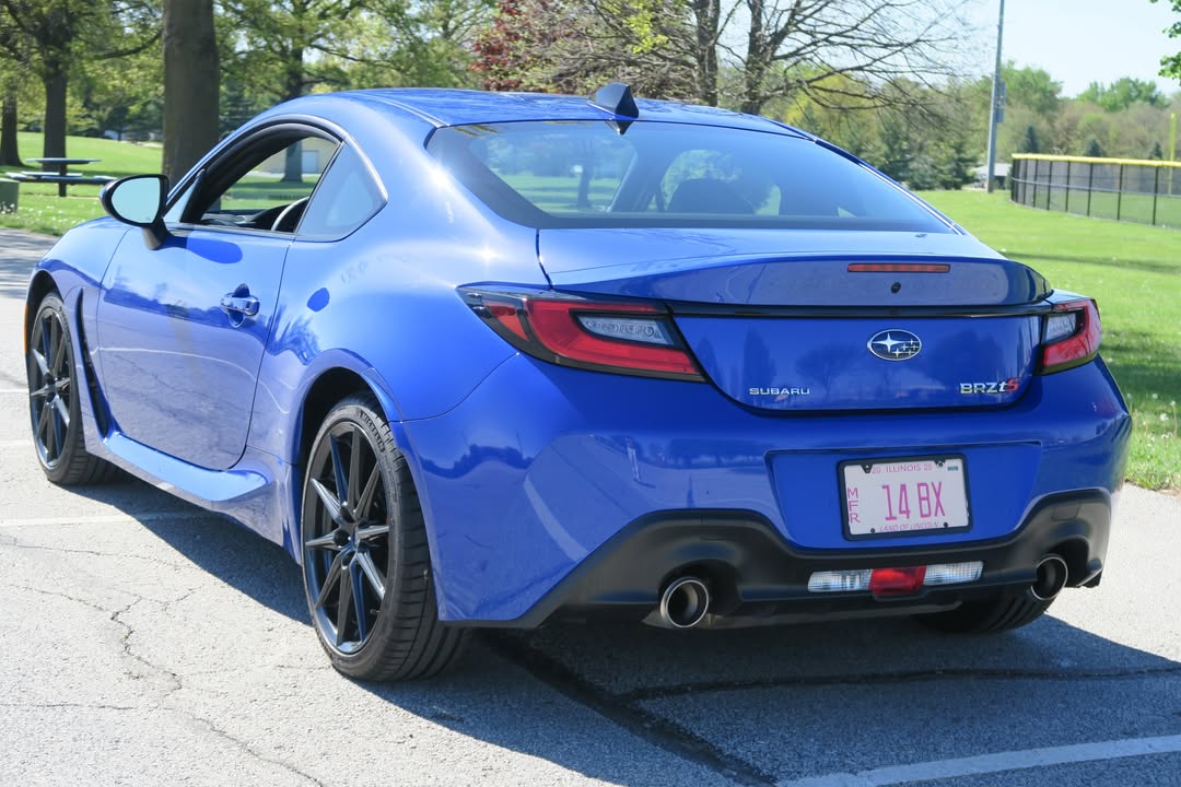 KristenCorvr0x's tweet photo. This one’s NOT for everyone—and Subaru is FINE with that! This week, I share my impressions of the Subaru BRZ tS Coupe. With STI-tuned suspension, Brembo brakes, and a boxer engine, it sacrifices practicality for pure performance. https://t.co/q3hOUCAvqw