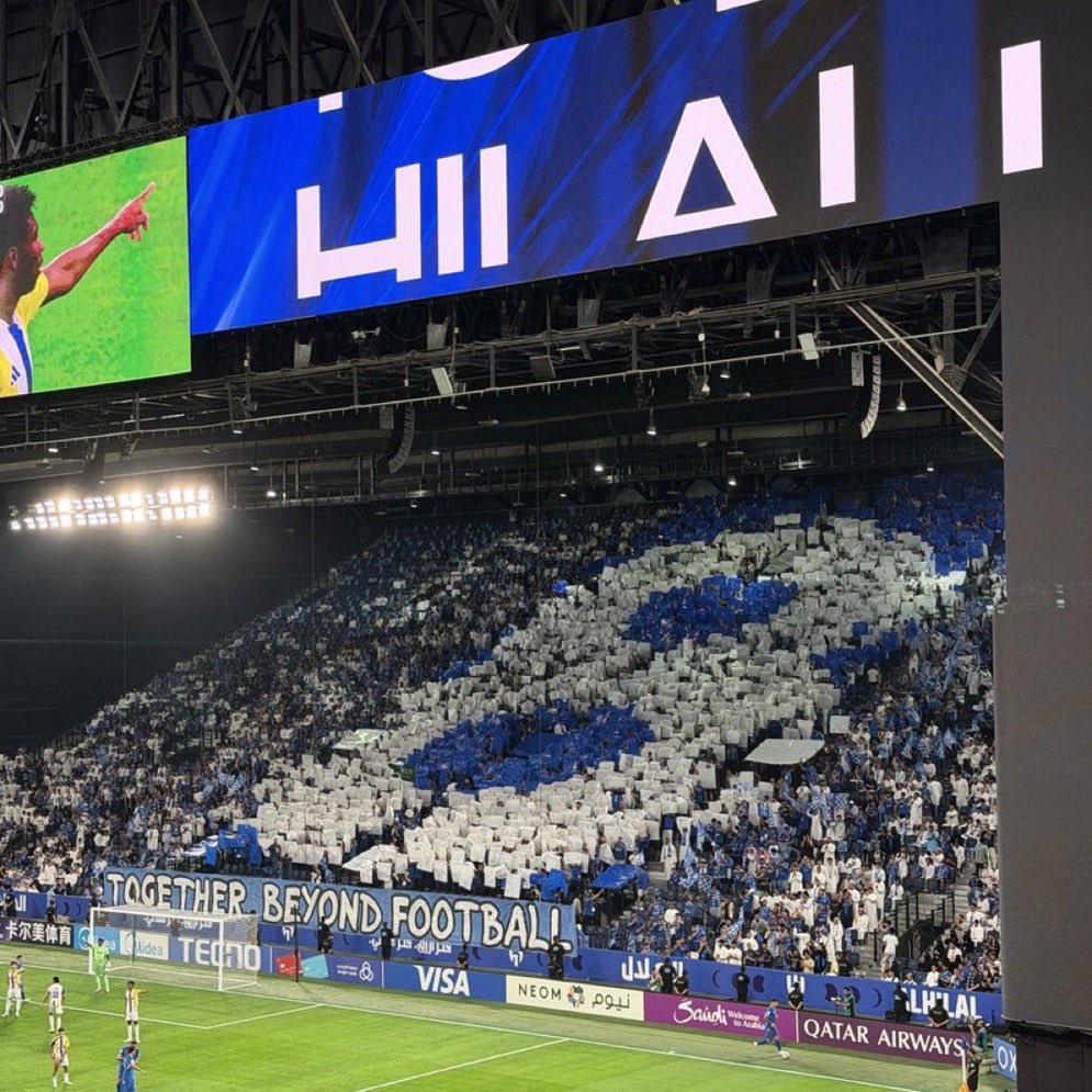 B33Sn's tweet photo. 💙🤍 https://t.co/IrTCaEGtNy
