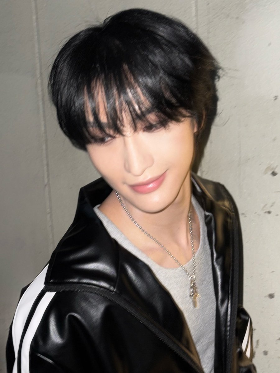 l_love_seonghwa's tweet photo. 오늘 성화의 하루에 행복과 웃음만 가득하길 ꒰ঌ(⃔ ⌯' '⌯)⃕໒꒱ https://t.co/U3B9UtqMtu