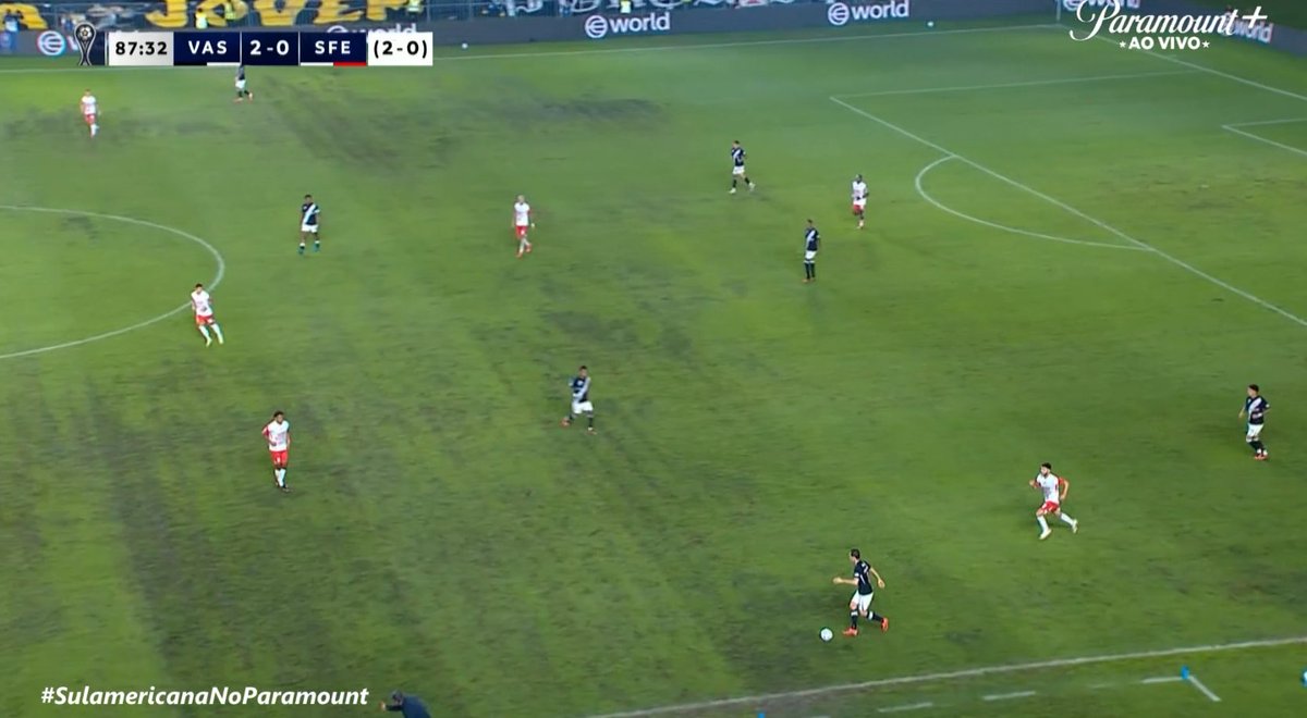 CentralDoBrega's tweet photo. Vasco com uma das temporadas mais ESTRANHAS da história

- zona de rebaixamento do Brasileirão
- SEMIFINALISTA da Copa do Brasil
- SEMIFINALISTA da Copa Sul-Americana

time copeiro. https://t.co/ndbw1l0QfS