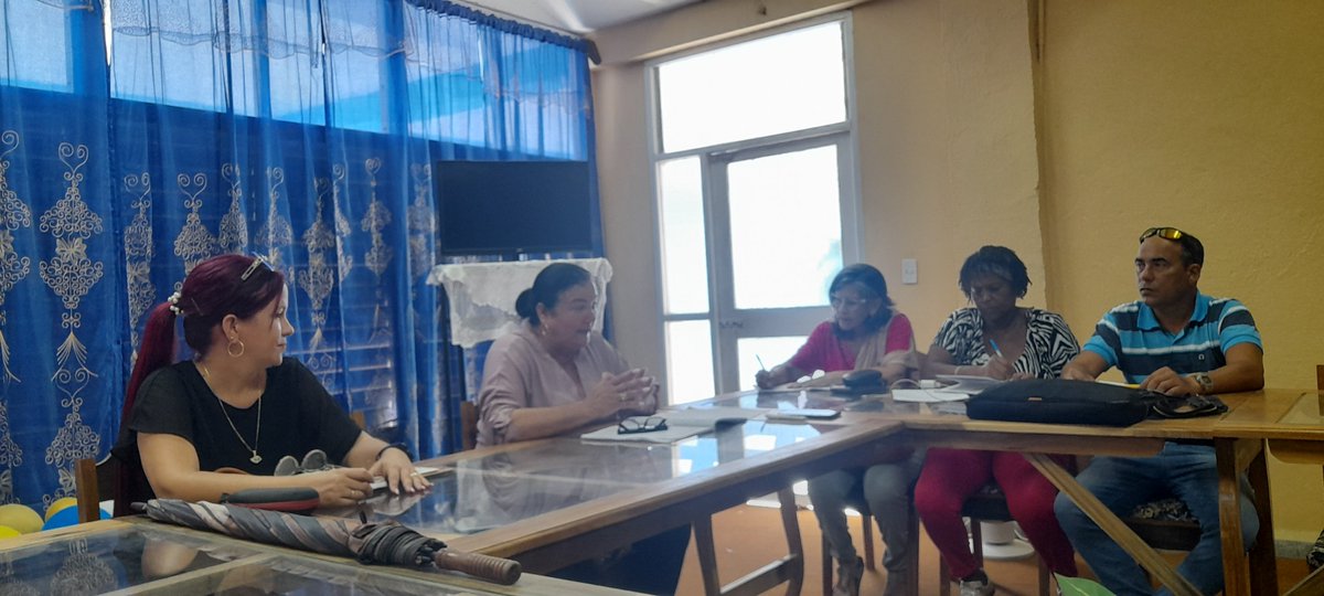 NancyPr35908097's tweet photo. Inicia en el día de hoy la visita especializada de inicio de curso al IPVCE Federico Engels de #Pinar https://t.co/VJxNeDNi0T