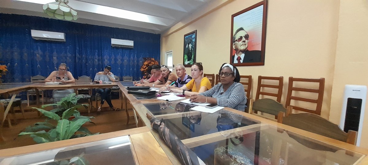 NancyPr35908097's tweet photo. Inicia en el día de hoy la visita especializada de inicio de curso al IPVCE Federico Engels de #Pinar https://t.co/VJxNeDNi0T