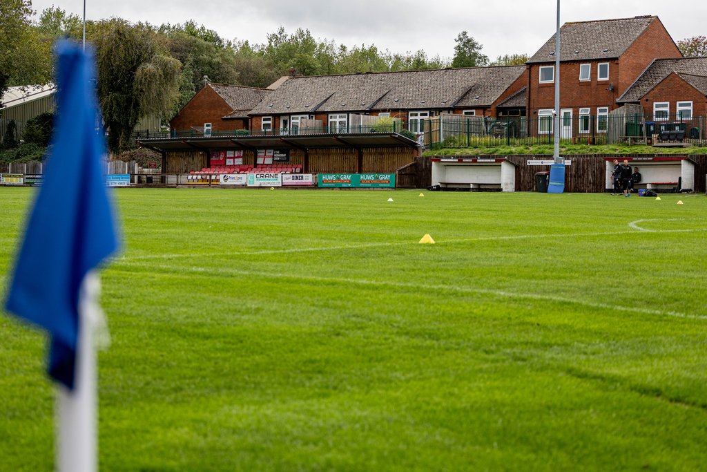 TelfordTownFC's tweet photo. Telford Town v Bewdley Town in pictures! All photos courtesy of #takenbytwiss #gtphotography #bewdley #favase #Pitchero
https://t.co/Y25lmtTHaP https://t.co/5VhQ5pdJNx