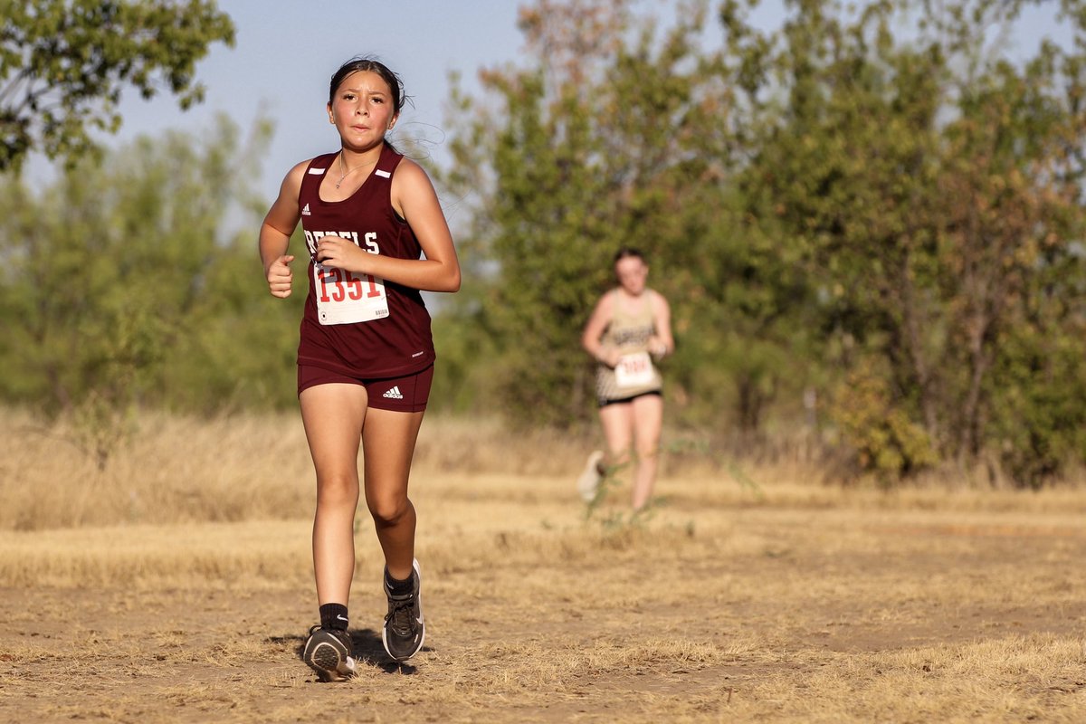 MidlandLFHS's tweet photo. On Saturday, XC was in Abilene for a meet. JV ran with Varsity in a 5k! They all took it in stride and fought hard. Rebels swept the meet with a mighty win!🩶❤️ @RebelCCountry 

#leefreshmanhighschool #crosscountry #rebelpride #rebelwin #midlandisd https://t.co/GdAHlTdqLb