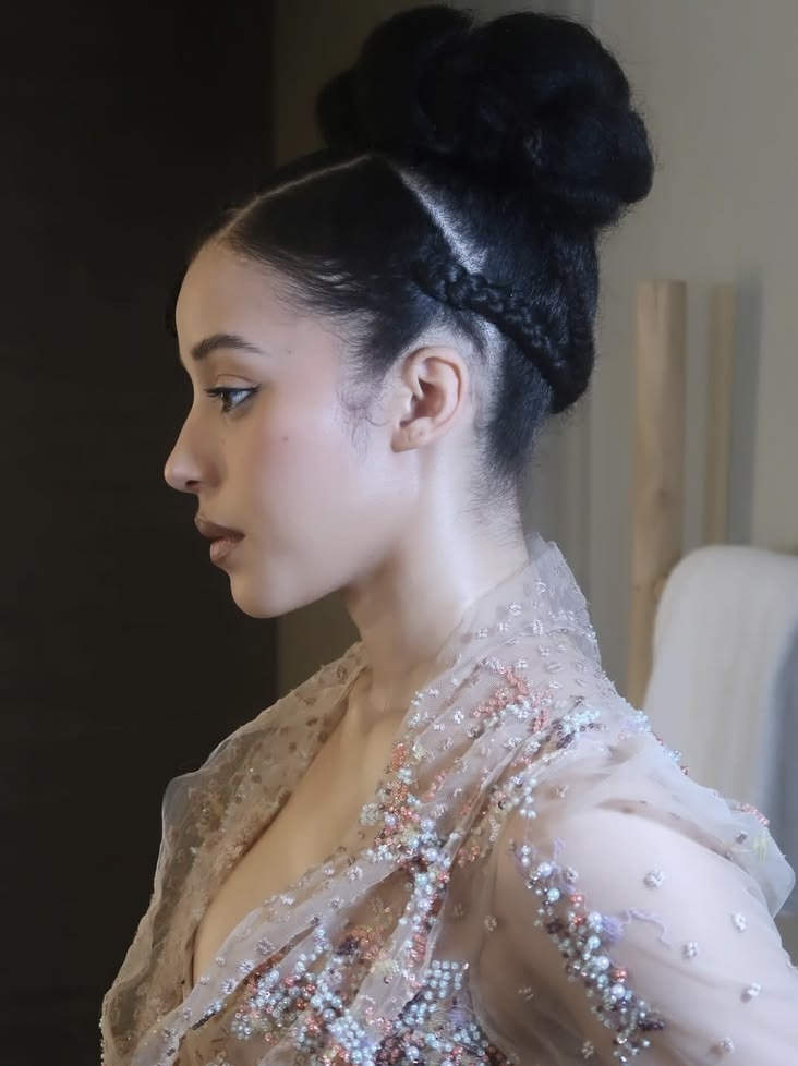 chasemiffy's tweet photo. my favorite look of hers, an absolute goddess fr https://t.co/Sl6gRmi0tV