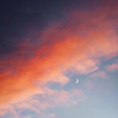 JerPatzer's tweet photo. Watched a documentary on Netflix about space travel and now I’m obsessed. Anyone else dream of visiting Mars?  SpaceNerd Documentary   🌸 🚩 🍂 https://t.co/WlMSxHIAlx