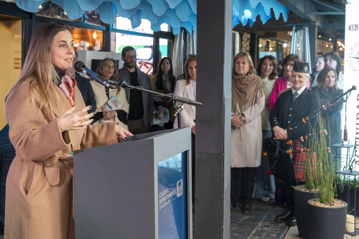 minturuy's tweet photo. En el marco de la Expo Prado, la ministra (i), Ana Claudia Caram, y el director nacional de Turismo, Cristian Pos, participaron del lanzamiento del 12.º Concurso Nacional de Mesas de Té.

Nacido hace más de una década como una iniciativa comunitaria en Conchillas, este concurso rescata antiguas tradiciones británicas y hoy se consolida como una fiesta que celebra la identidad local y proyecta a Conchillas a nivel nacional.

🌿 Cultura, identidad y tradición que también hacen al turismo de nuestro país.

#UruguaySorprende