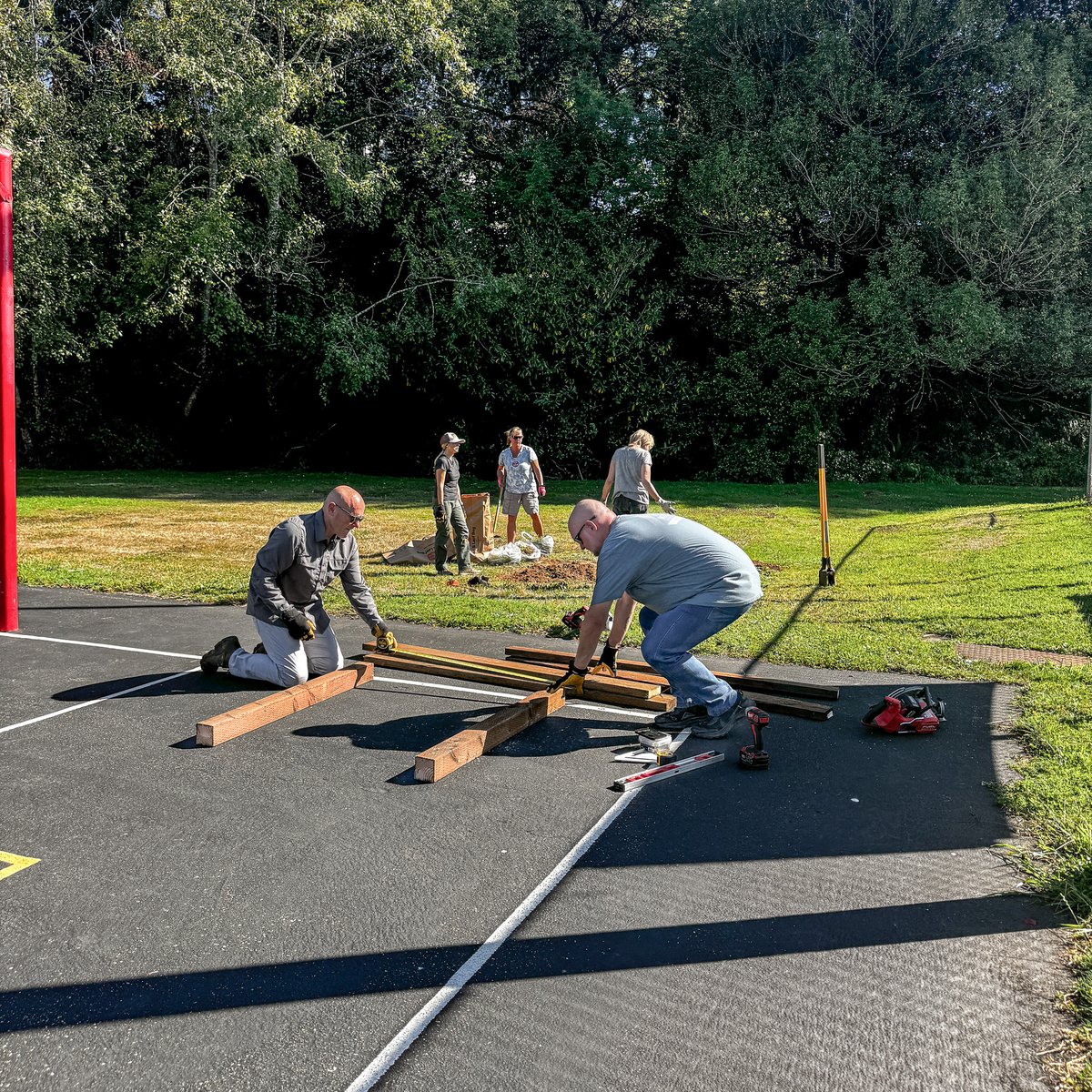firstccu's tweet photo. We are back at the park!🌳We’ve teamed up with the City of Coquille’s Adopt-a-Park Program and it’s shaping up nicely. We replaced the horseshoe pits, trimmed walkways, and cleaned the picnic area. We’re proud to help make this park more inviting for our community to enjoy! https://t.co/1gDY1T0EdW