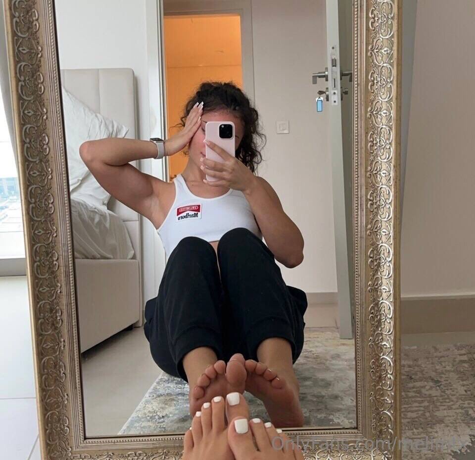 MelissasReign's tweet photo. Heard it’s #TOESday today so here’s a little blessing for that special day💋 https://t.co/uFiMQH3lRO