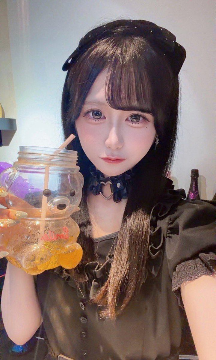 BH_hart_'s tweet photo. 退勤してます！

🧸ྀི最後拾ってくれた救世主お兄さんチェキもありがとうまた合えますように📸

本日もありがとうございました！
次回18日15時から。
@andlove_akb https://t.co/R3AvMYMuh2