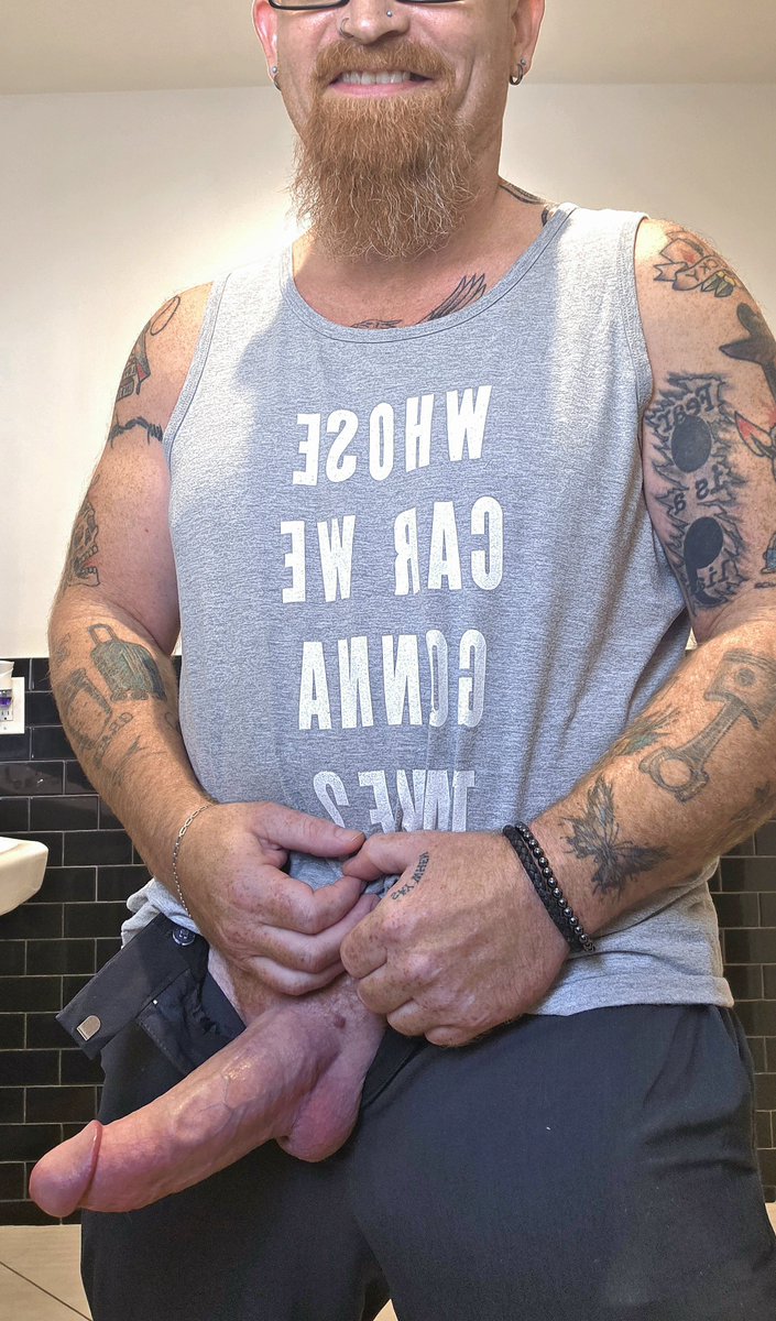 TXGingerDaddy80's tweet photo. You never know what's hiding under someones slacks 😏 https://t.co/02e9XAN4xo