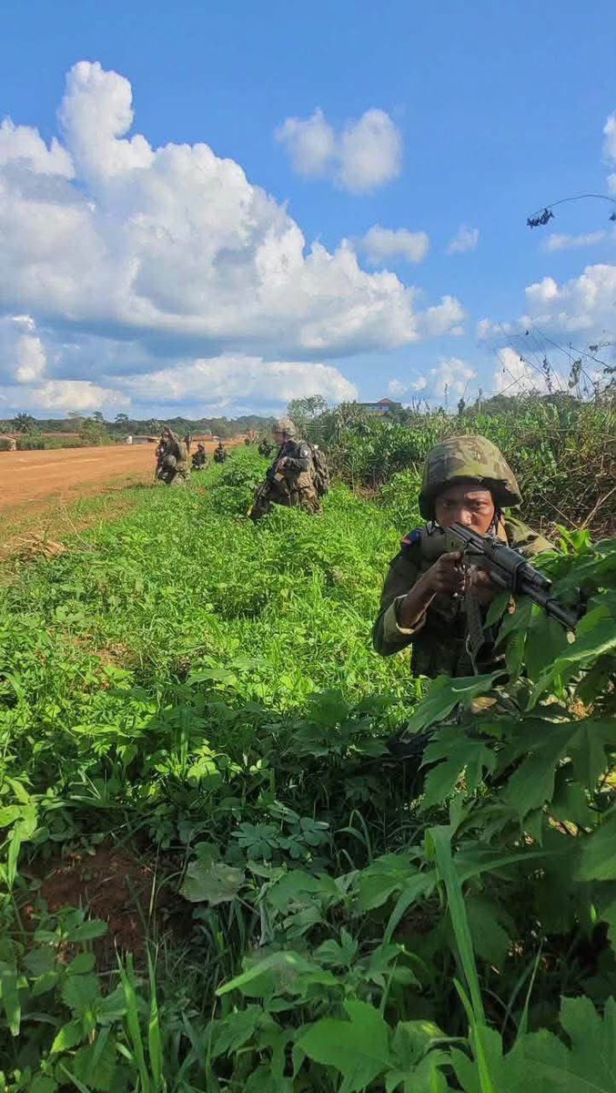 Cotedivoireoff_'s tweet photo. Coopération Côte d’Ivoire - France : Du 7 au 17 septembre 2026, le Bataillon d’infanterie montagne des FACI-Forces Armées de Côte d’Ivoire et un détachement de Chasseurs  alpins français s’entraînent ensemble à Man dans la région du Tonkpi .  

Ce partenariat militaire opérationnel vise à renforcer les compétences des deux armées en montagne et à améliorer leur interopérabilité sur le plan tactique.