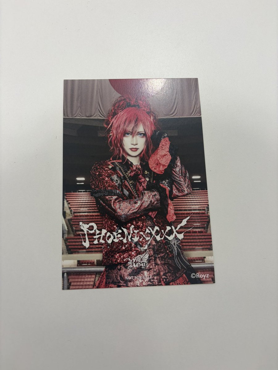 dmspfy's tweet photo. Royz　交換 お譲り
Royz日本武道館開催記念ポップアップストア 

譲 昴さん 公大さん 智也さん
求 杙凪さん or定価

エポスカード特典カード  公大さん
缶バッジ 昴さん 智也さん
過去チェキ 公大さん 智也さん

9/16武道館の日に交換可能です https://t.co/fikF1dNzEs