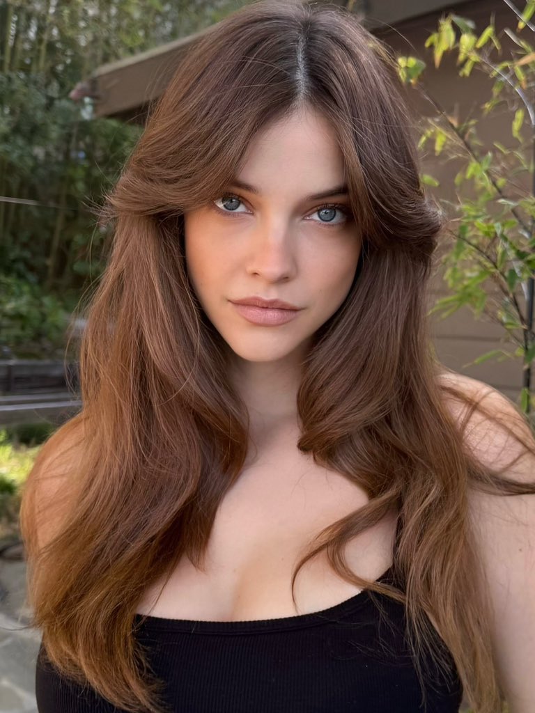 palvinaccess's tweet photo. 📲 IG | Barbara: "Owen to the rescue 💇🏻‍♀️" https://t.co/odbrZfBd47