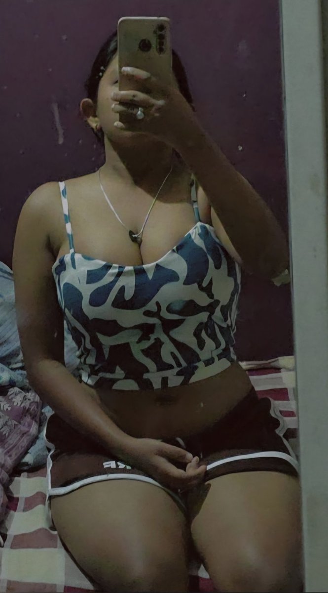 RadhikaLal39091's tweet photo. try not to leak lullibois❌ https://t.co/pIeYs3G8oB
