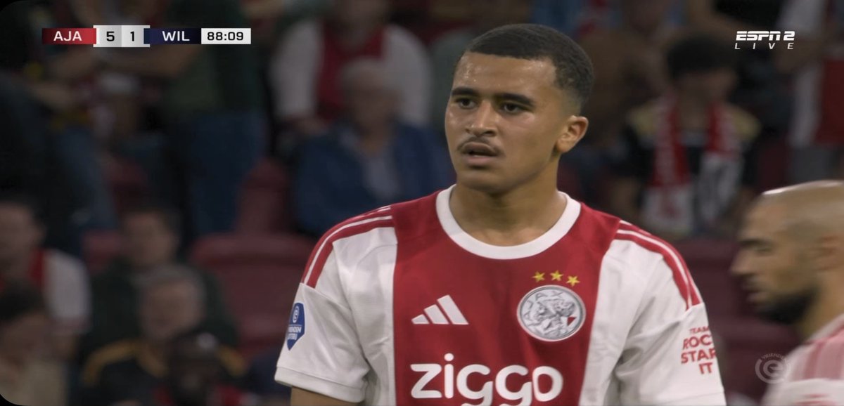 JiesDanse's tweet photo. Pure Football #ajawil #Ouazane https://t.co/zR8aNRS1ib