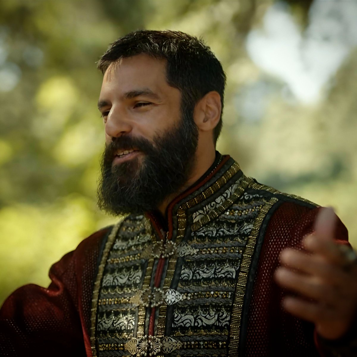 historienneia's tweet photo. “gevherhan'ım benim ciğerparem” 😭🤍
#MehmedFetihlerSultanı https://t.co/87aR5RUKtE