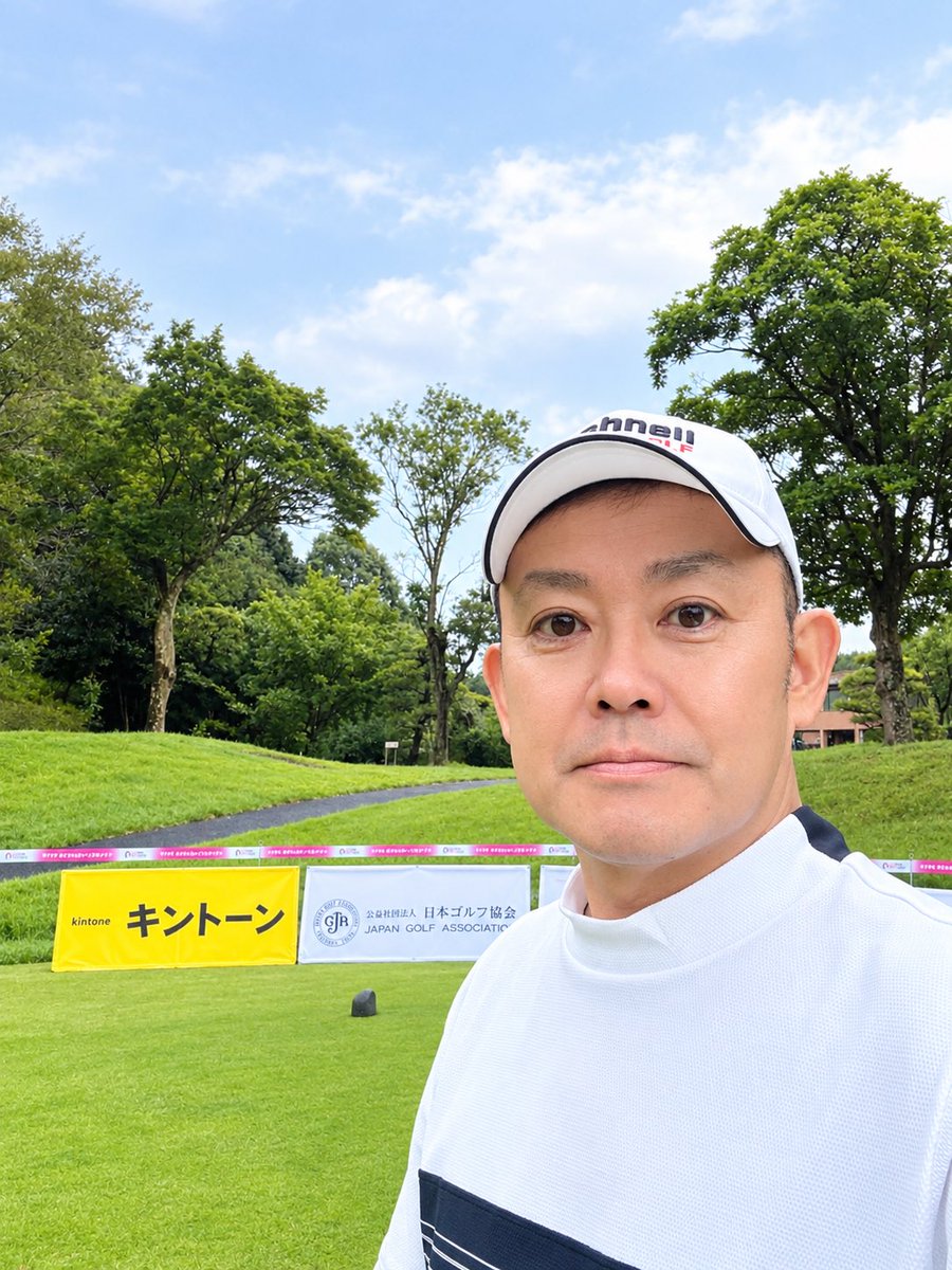 aloha5021's tweet photo. 昨日は朝から一日雨予報でしたが、結局降ったり止んだり途中晴れたりの天気でした。同伴者のゴルフクラブが届かなかったりトラブル有りならも楽しくラウンド出来ました（スコアは相変わらず…)大栄CCでしたがマイナビ女子ツアー開催中でした。 https://t.co/TH72NyoO0C