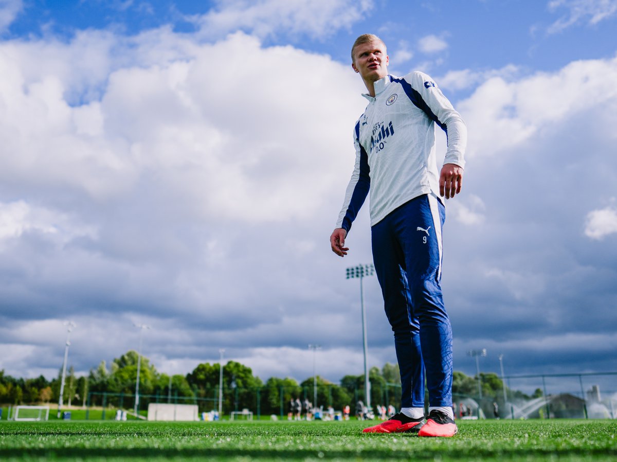ManCity's tweet photo. 📸 @Erling https://t.co/1m2EBeGY1C