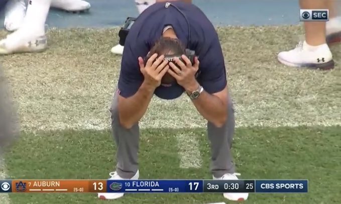 BishopSycamorHC's tweet photo. @PhiloAaron @delatorre @OnwardReserve Empty the clip on them tigers, 12 🐊 https://t.co/MLJ3MifgQA