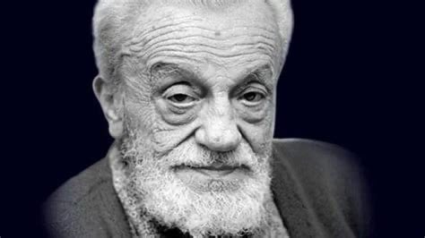 DilDevrimi's tweet photo. Necip Fazıl Kısakürek:
"Giden şey İslâm, gelen şeyse hiçti."

#HarfDevrimi   #DilDevrimi https://t.co/hdkIrSrAvV