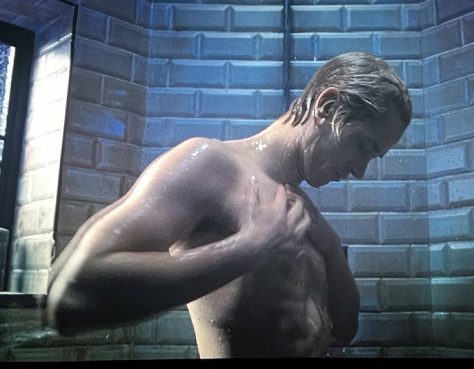 courtsblyth's tweet photo. My fave biceps https://t.co/gdaX0xEpyc