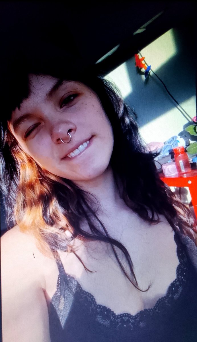 yourbadgirllll's tweet photo. I can look innocent and still look naughty 😋💦
Depends on the situation 😌💦 https://t.co/wI1UQmm00v