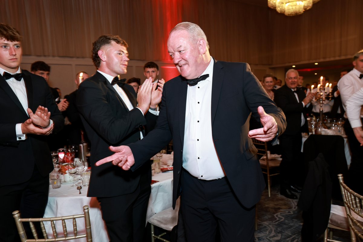 limerickpost's tweet photo. LIMERICK IN PHOTOS: Munster Rugby Awards

THE Munster Rugby Awards were hosted by Limerick’s Barry Murphy at The Strand Hotel over the weekend, with Alex Nankivell and Caitríona Finn scooping the top individual awards.

More on the link in our bio.

📷 Dan Sheridan/INPHO. https://t.co/wrAK7eMvrK