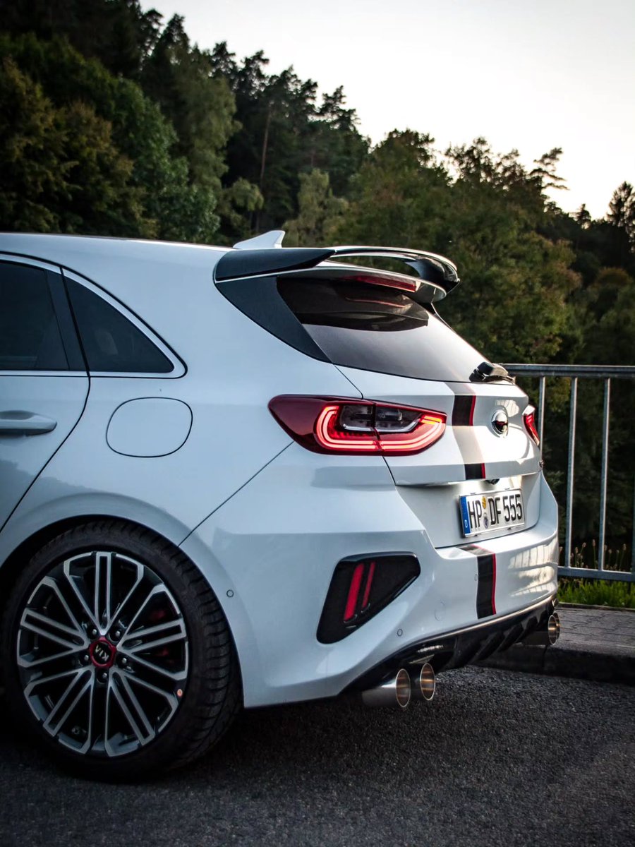 AndrewKlebvi's tweet photo. Kia Ceed GT 
Photography: @augenblick. x @xelixe01 
For more of my photography, feel free to subscribe or check the link in my bio! https://t.co/UGCA4z2EJW