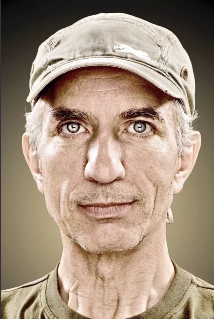 DirkKropp's tweet photo. Dafür, dass man ihn als „nicht ausbildungsfähig“ von der Bochumer Schauspielschule geworfen hat, hat er es sehr gut gemacht.
RIP Ralf Richter
#BochumerJunge https://t.co/AAqbWJw1G6